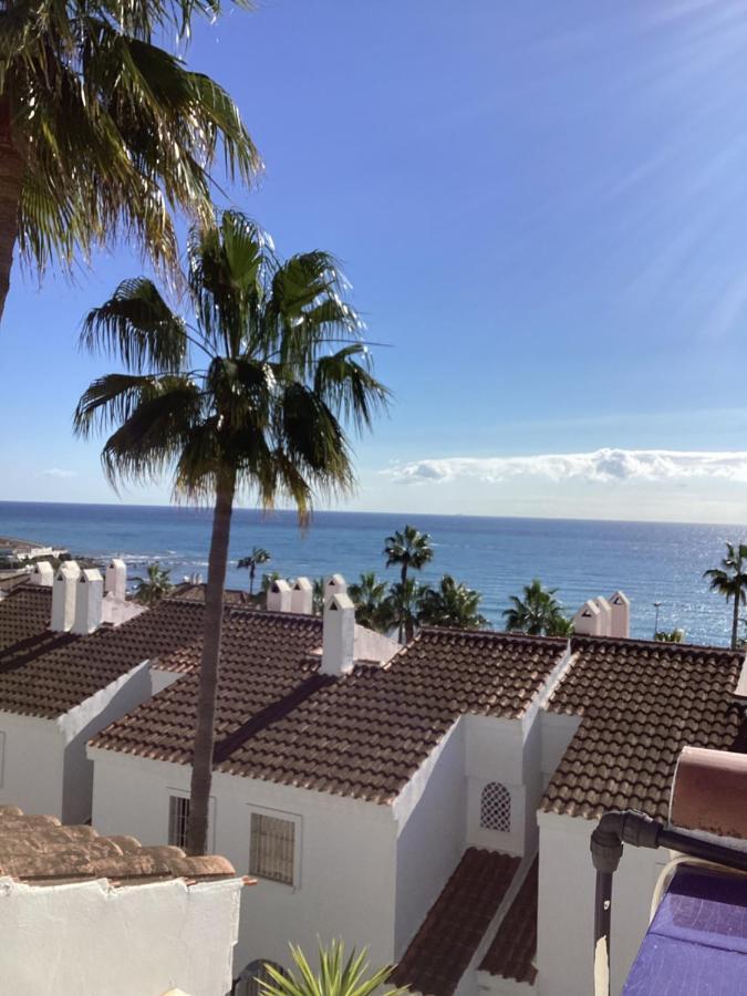 Апартаменты Playa Marina Club Pretty House Малага Экстерьер фото