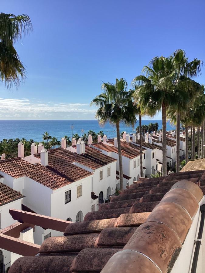 Апартаменты Playa Marina Club Pretty House Малага Экстерьер фото